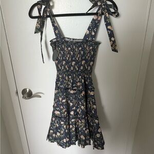 Hill House Floral Charlotte Ribbon Nap Dress